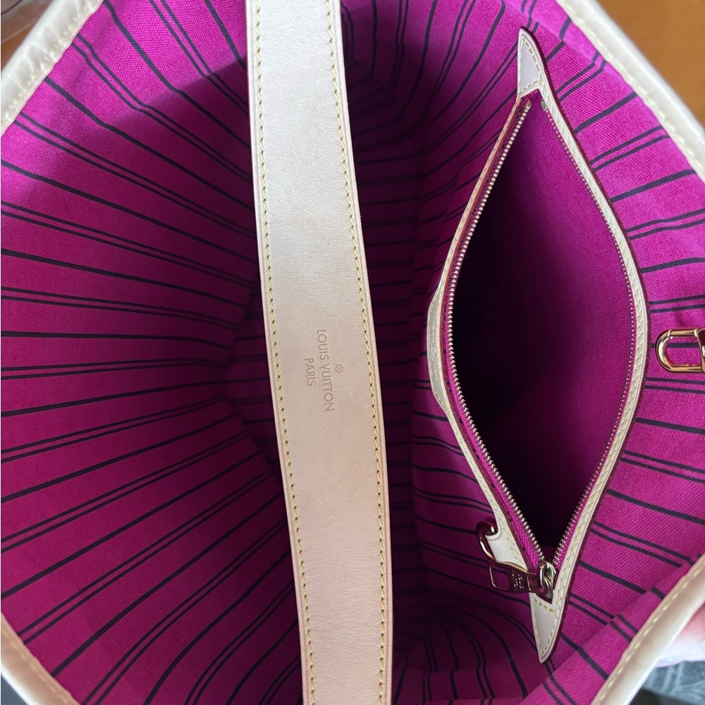 Authentic Louis Vuitton NEW delightful PM discontinued Pink pivone monogram bag - Picture 3 of 13